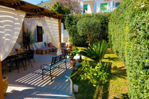Villa Cinzia-150 mt from the beach
